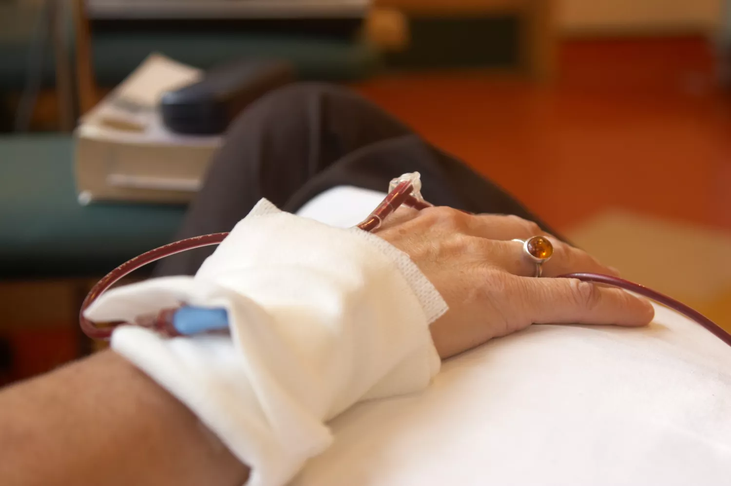 人通過輸液接受骨髓或干細胞移植 人通過輸液接受骨髓或干細胞移植